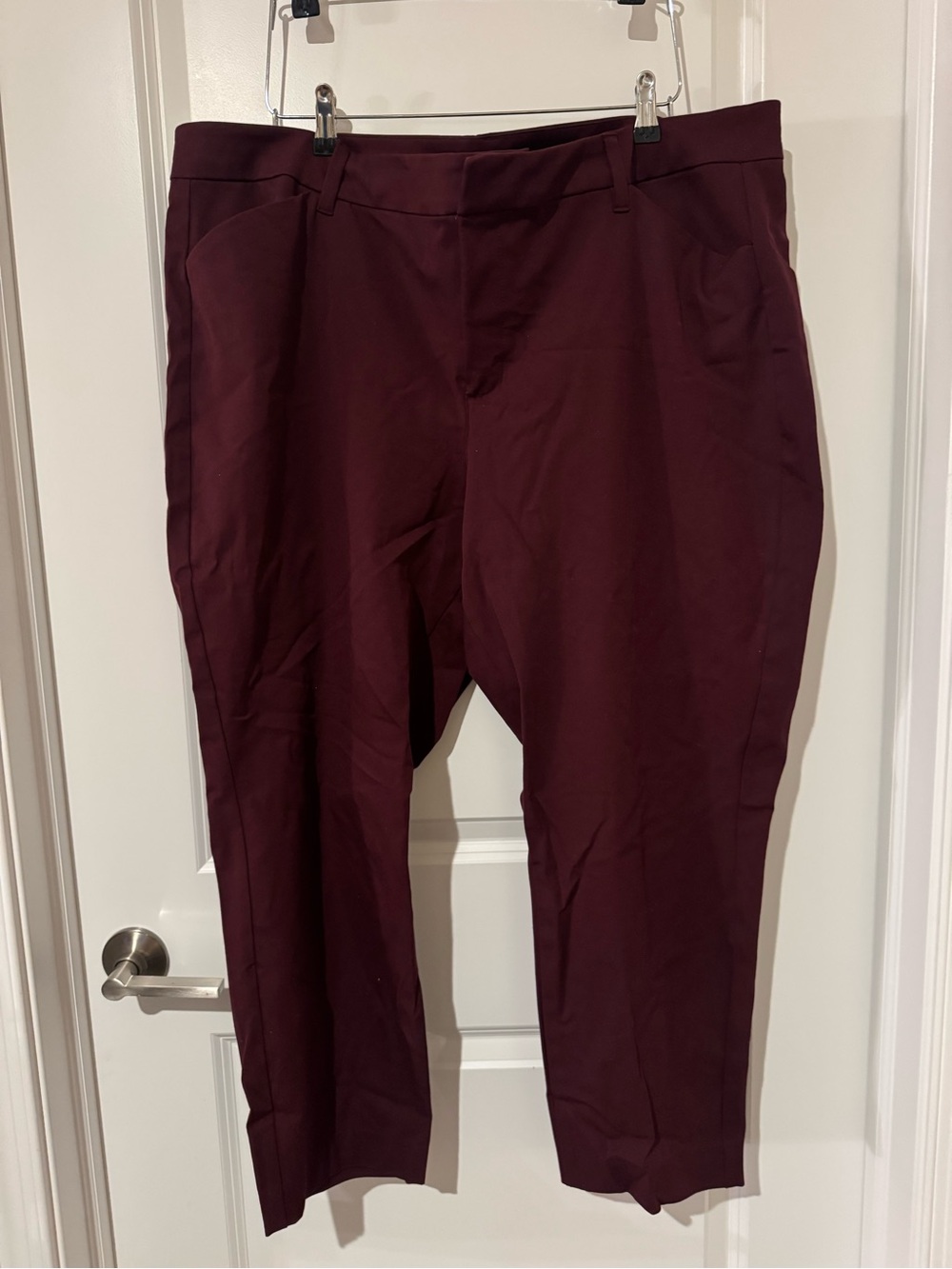 Old Navy Burgundy Cropped Stretch Pants